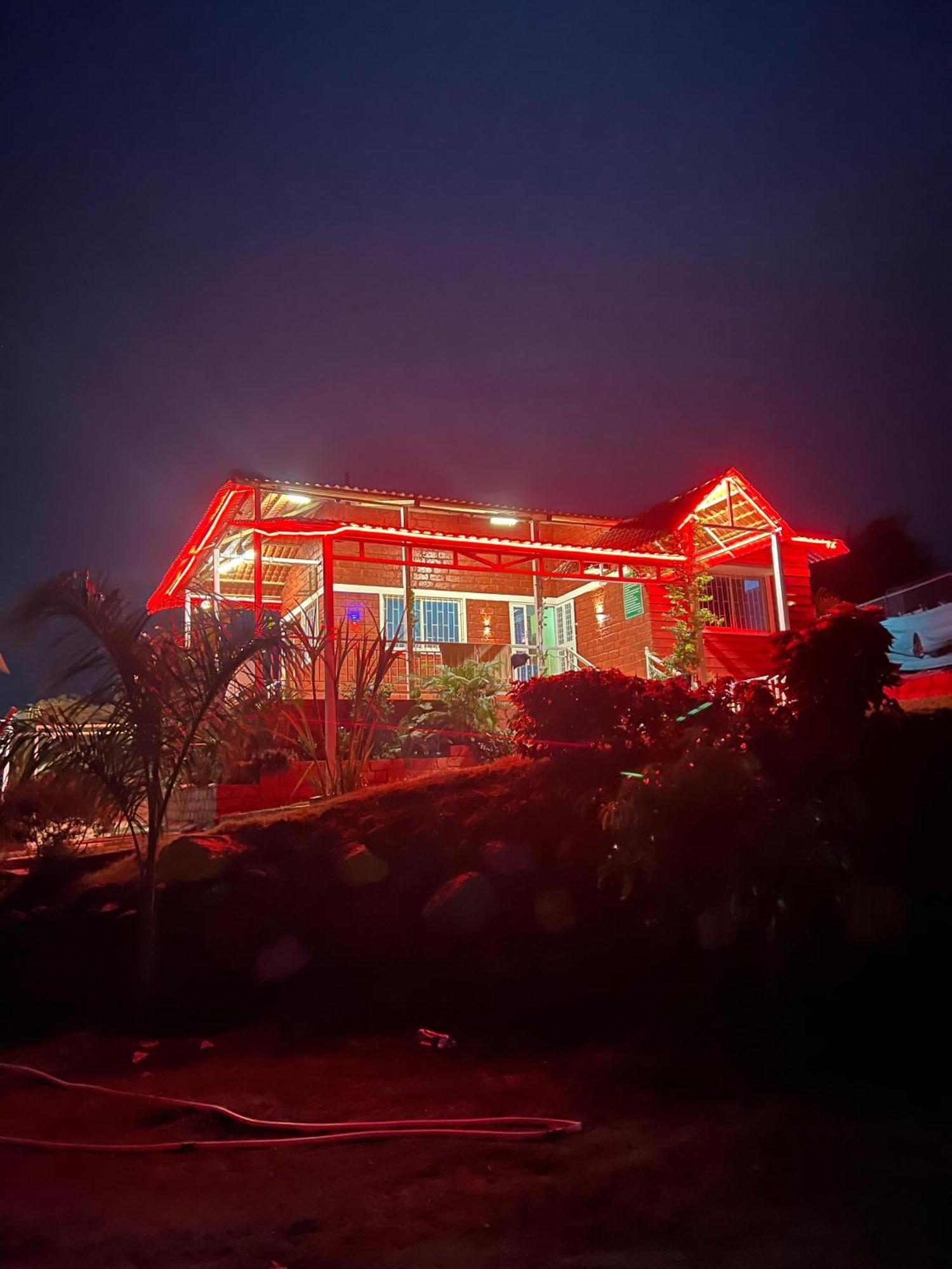 Veera Farmhouse,Villa โกลฮาปูร์ ภายนอก รูปภาพ