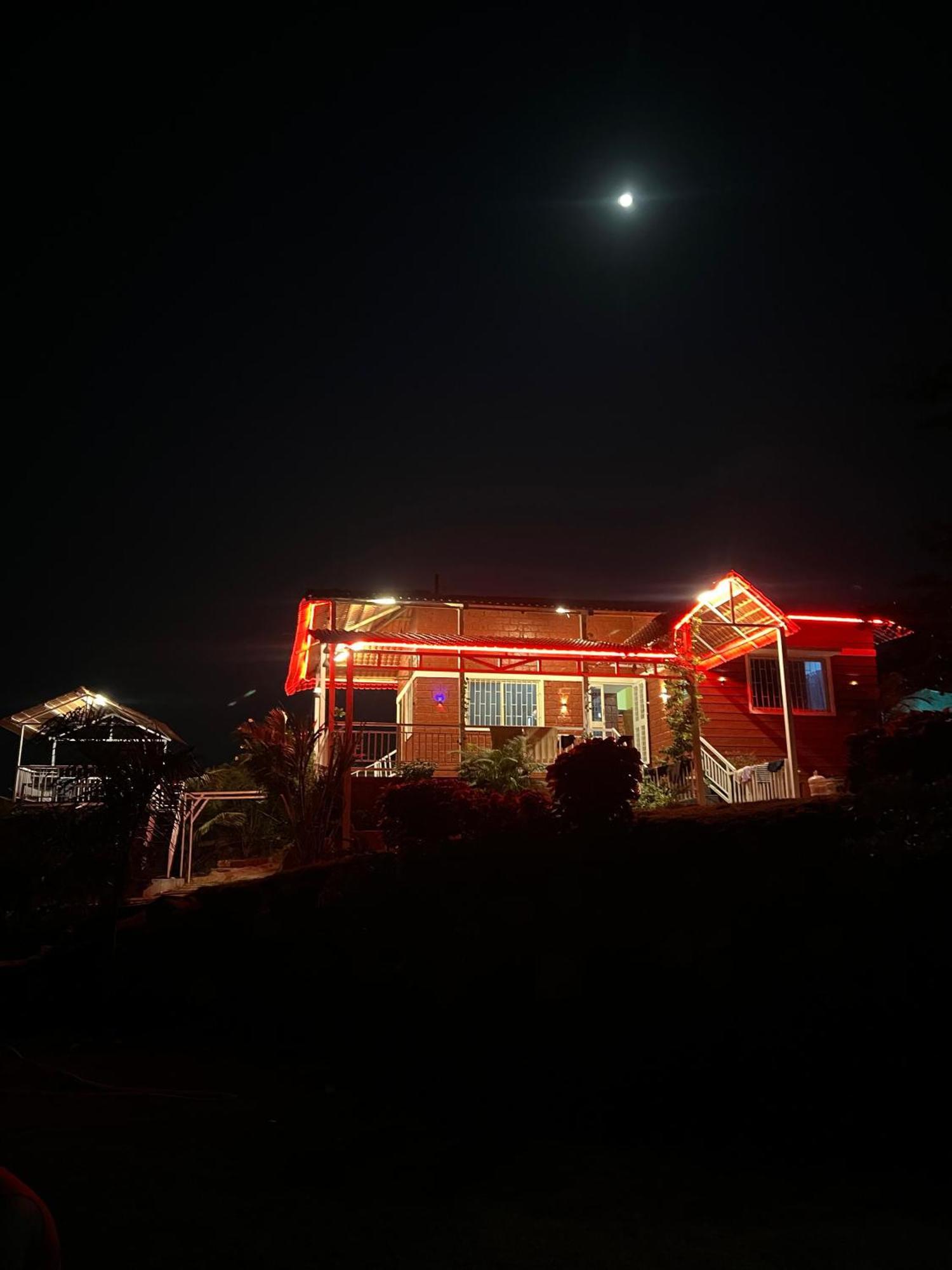 Veera Farmhouse,Villa โกลฮาปูร์ ภายนอก รูปภาพ